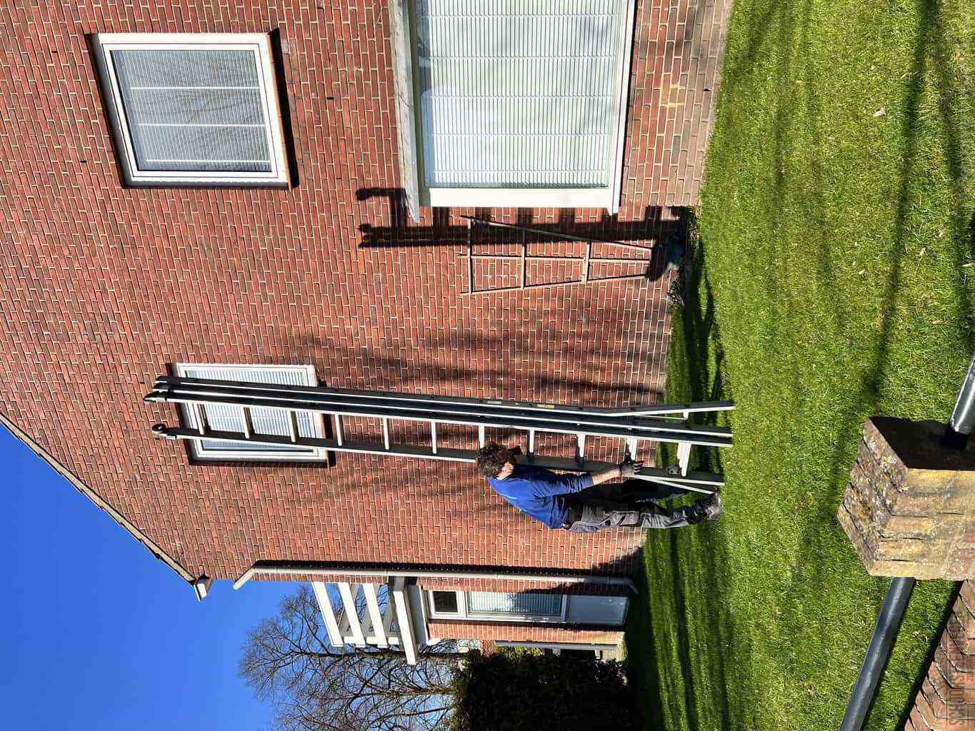 Zundert schoorsteenveger huis ladder
